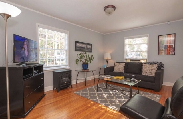 Midtown, Trendy, Perfect Location, Safe, Cooper Young, Overton, Beale