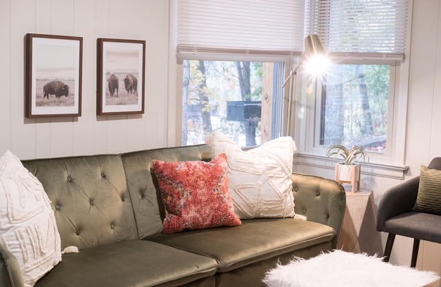 Minimalist-Style Apartment within walking distance of Downtown Johnson City