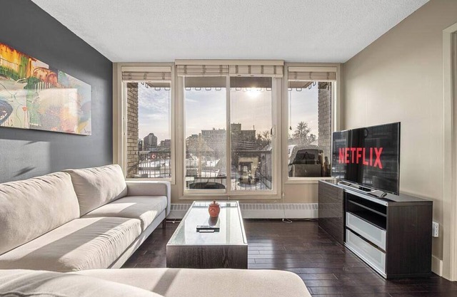 Mins to Stampede | Parking | Central DT Condo