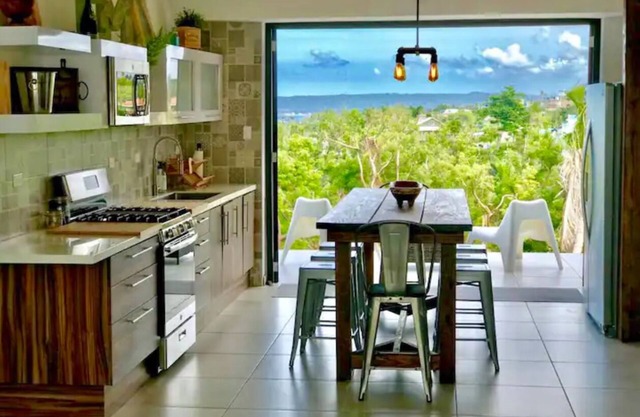 Minutes from the beach, modern home with ocean views. Pet friendly!