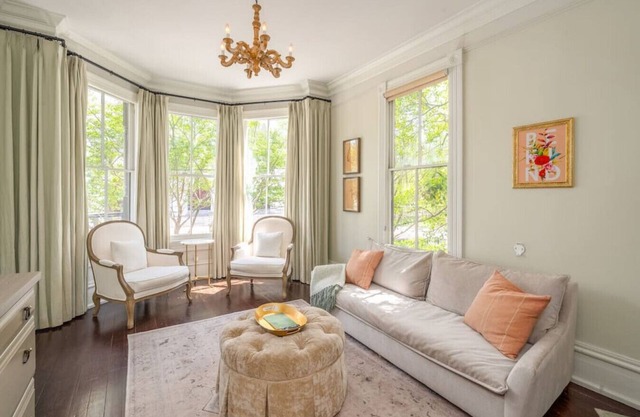 Mirabelle Suite 2 - Private Suite in Historic Savannah