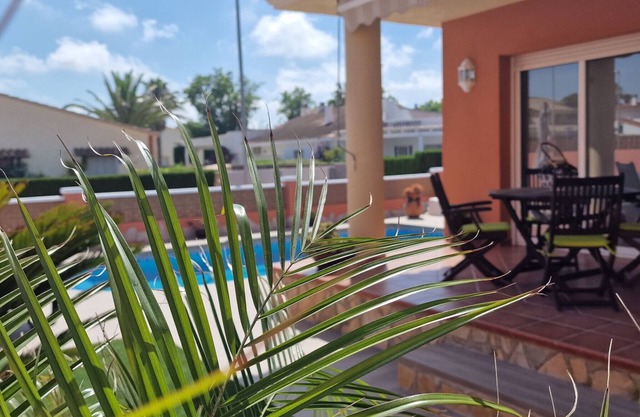 "Mireli"@MARISOL: 300m to the beach, private pool, A/C, WiFi, dog beach.