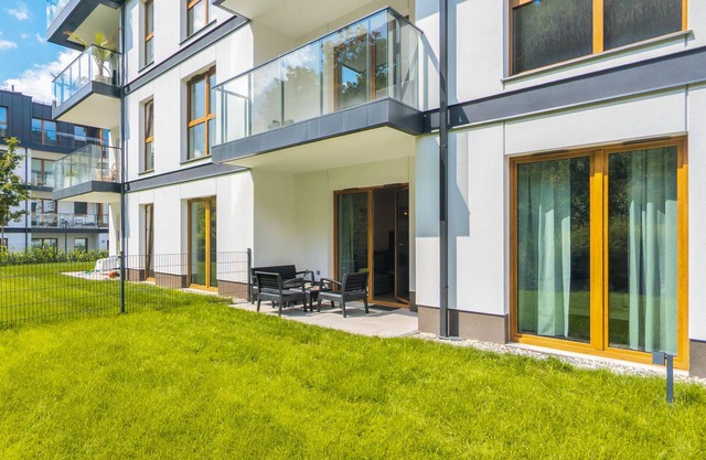 Mlyny Gdanskie Apartment with Terrace | Gym & Recreation Area