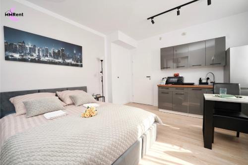 MMRent Midtown Room