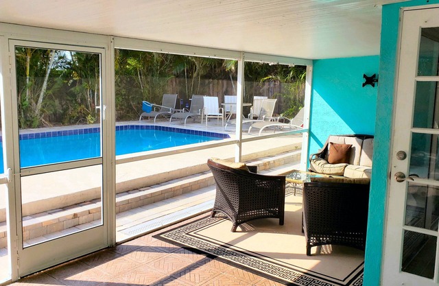 MNice PRIVATE Suite,HeatedPool 5min2BeachStadumPGA