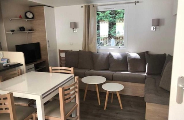 Mobil - Home 3 Chambres 8p - 191 bd