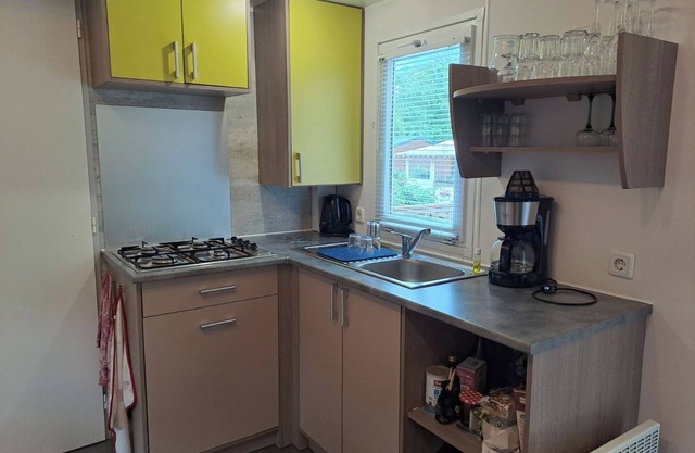 Mobile Home Dans un Camping Familial Animaux de Compagnie Acceptés