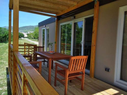 Mobilehomes in Klenovica 35297