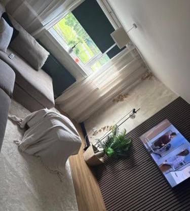 Modern 1 bedroom flat full flat