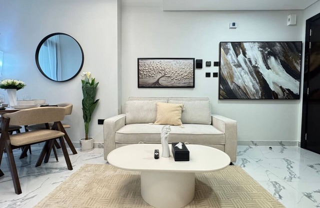 Modern 1BR with Balcony & Full Kitchen Al Maryah