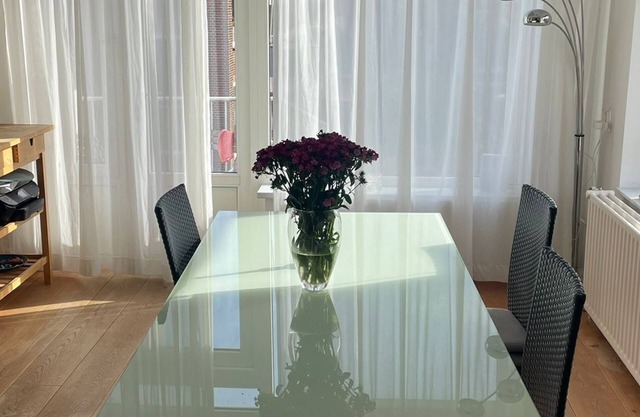 Modern 2-Bedroom Apartment in the Heart of Watergraafsmeer, Amsterdam.