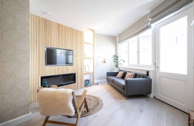 Modern 2 bedroom apartment near Scheveningen beach