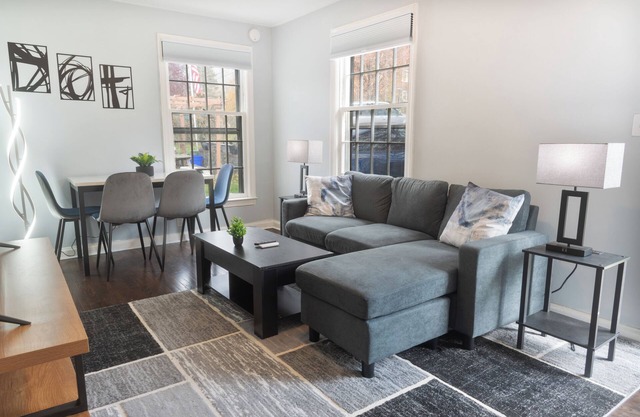 Modern 2-bedroom house in Binghamton - Close to hospitals/university