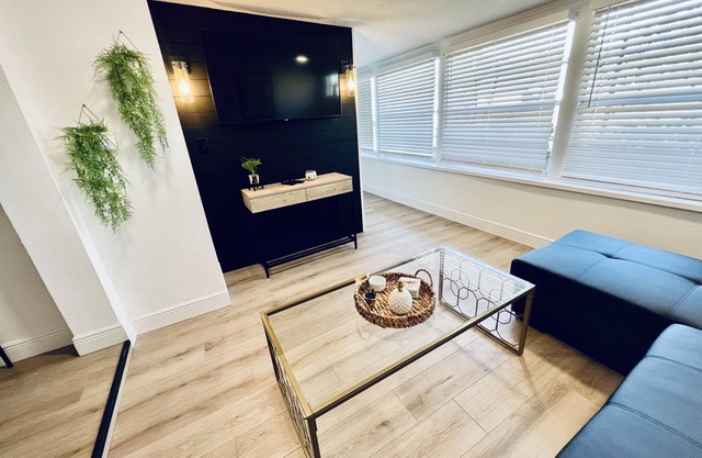 Modern 2B/2B Villa by Disney