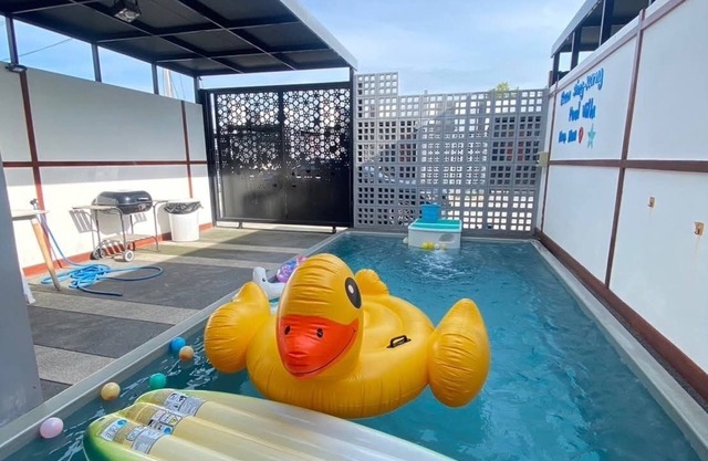 Modern 2BD Private Pool Villa 10mins from the beach