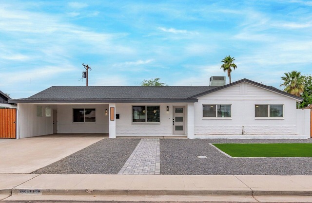 Modern 4BR Home Pool South Scottsdale