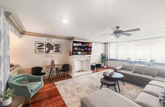 Modern 5BR Getaway | Gym & Hot Tub | Sleeps 24