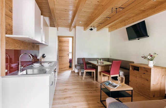 Modern and high-quality furnished vacation apartment (62 sqm) with sun terrace