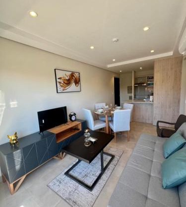 Modern And Chic Loft Close To The Airport In Luque