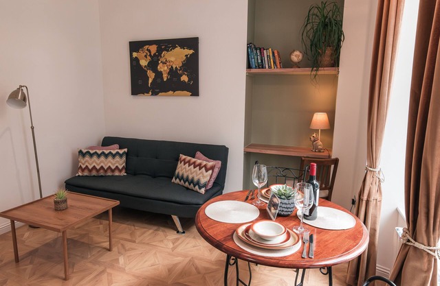 Modern and Stylish City Centre Apartment , free WiFi