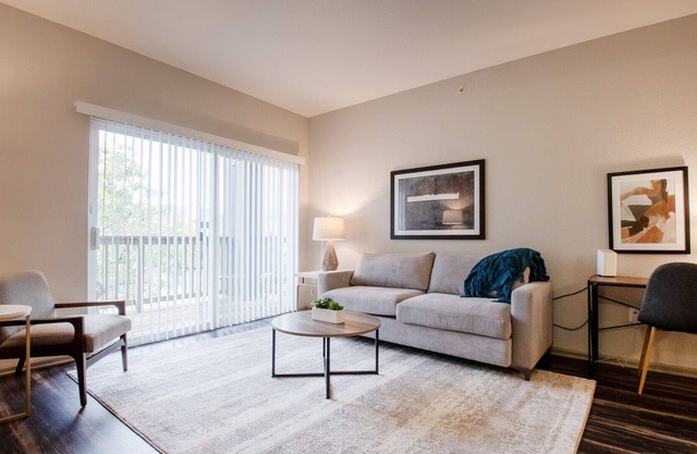 Modern Apartment in Prime Location (ID1903X87)