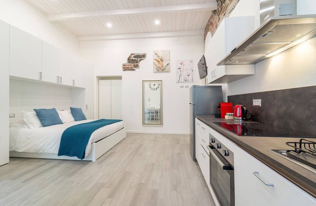 Modern Apartment in Via Carloni by Wonderful Italy