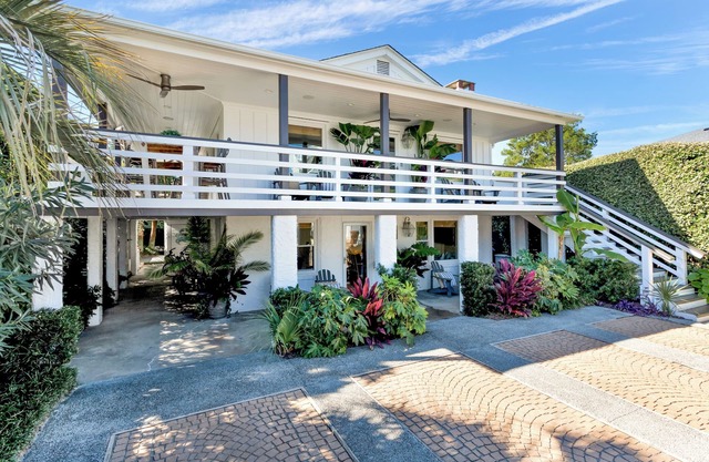 Modern Beachy Oasis! Lower Level, Just Steps From the Ocean!