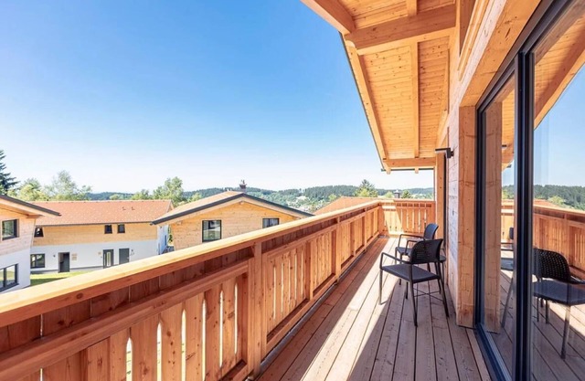 Modern chalet (145sqm) in alpine style with hot tub