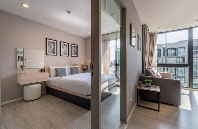 Modern Condo in Nimman (F707) by Pimolplace