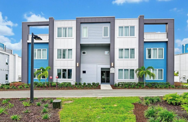 Modern Condo near Disney with Resort & Waterpark Access - B3-214