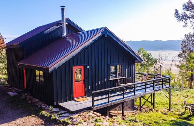 Modern Fairplay Cabin on 2.5 Acres - 33mi to Breckenridge