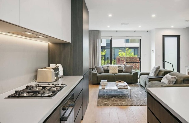 Modern, Family, 3 Bedroom Home Beautifully Styled, Comfortable, Parking