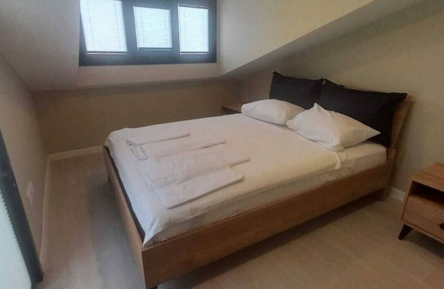 Modern Flat #5