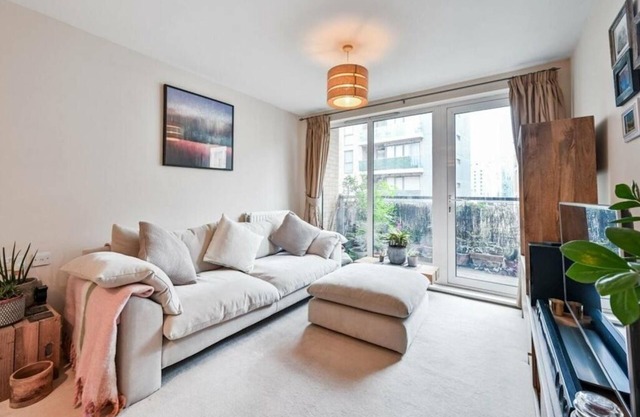 Modern Flat in Greenwich with 2Bed 2Bath