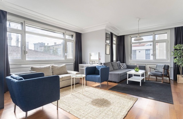 Modern Flat with Terrace on Bagdat Avenue