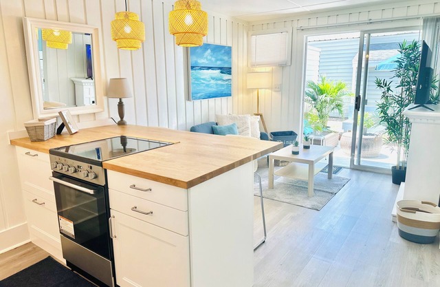Modern Florida Coastal Escape