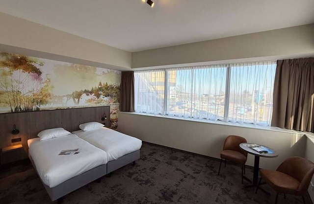 Modern Hotel Room w/Skybox Experience in Parkstad Limburg Stadium