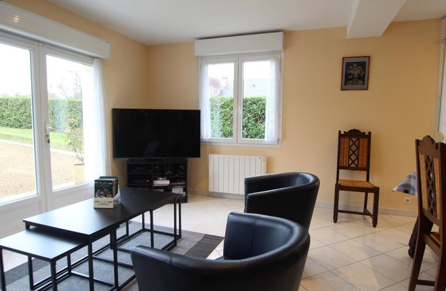 Modern house in Rampan, 3 bedrooms, garden, all charges included