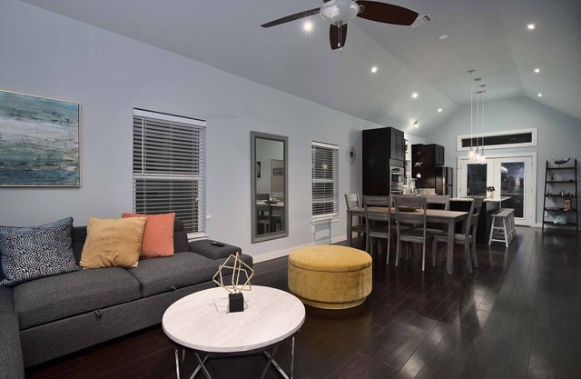 MODERN LUXURIOUS GEM IN THE HEART OF SAN ANTONIO