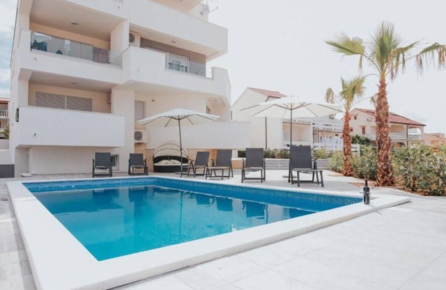 Modern Pool Villa Aldura with private pool