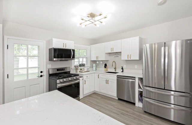 Modern Ranch 15 min to Downtown & Hospitals