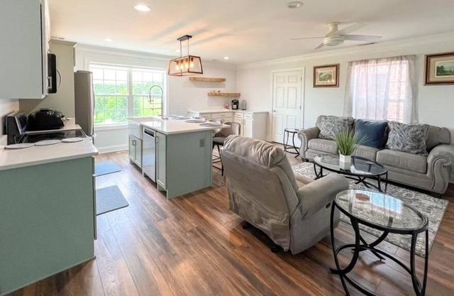 Modern Relaxing Getaway