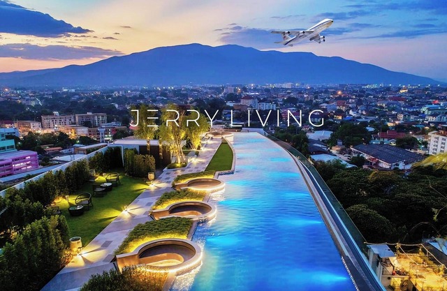 Modern room overlooking the city center Chiang Mai