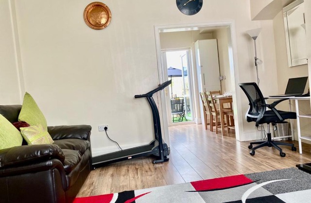 Modern, spacious and comfortable 3 bedroom home.