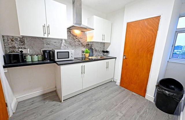 Modern Studio Apartment - Near Luton Station