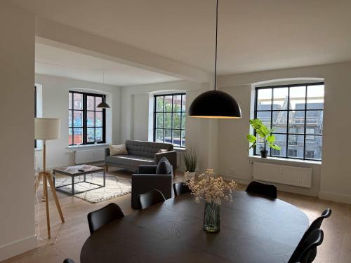 Modern & Stylish Serviced Apartment in Odense