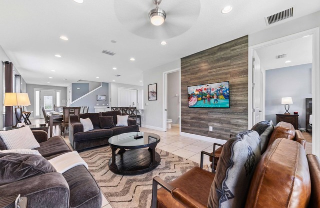 Modern, Stylish Vacation Home Near Disney