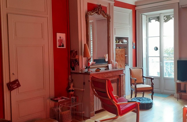 Modern T3 with air conditioning near downtown