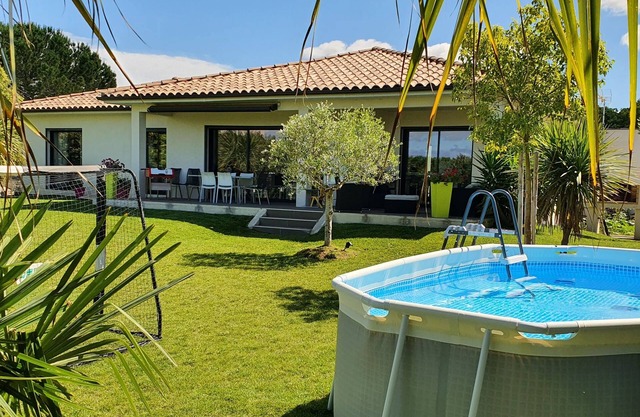 Modern villa in a quiet location between the sea, Nîmes and Montpellier