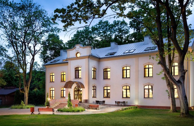 Modlin Palace